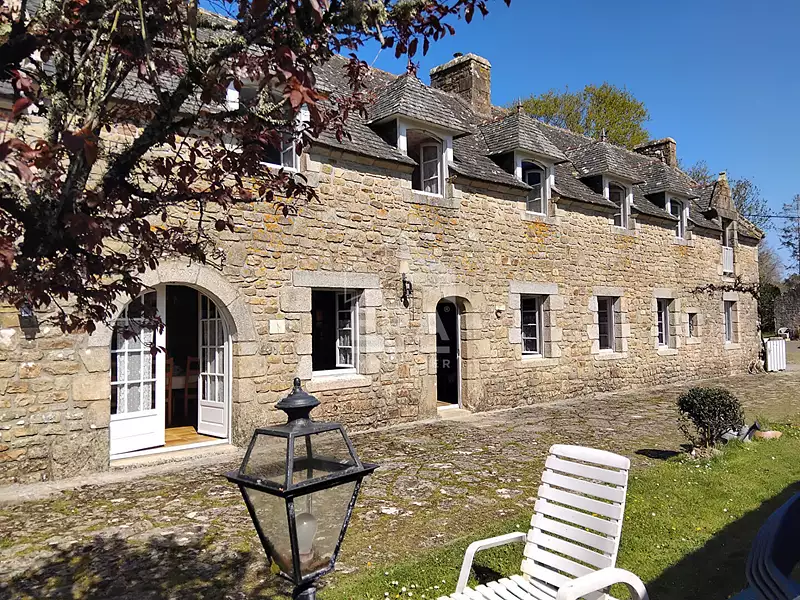 Maison, 245 m²