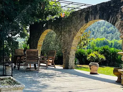 Maison, 868 m²