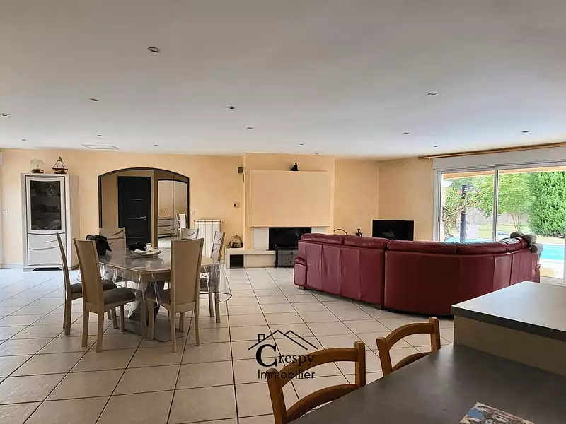 Maison, 297 m²