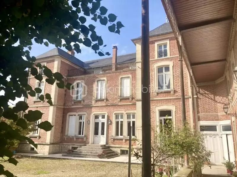 Maison, 600 m²