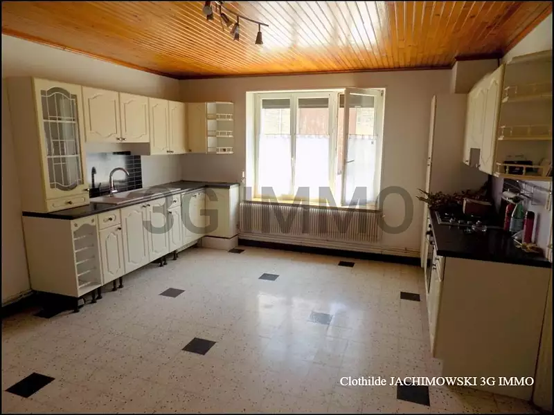 Maison, 142 m²