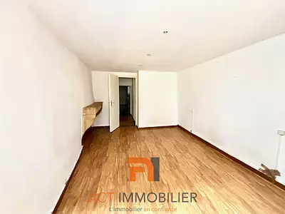 Immeuble, 270 m²