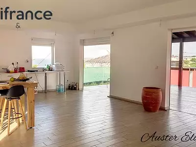 Maison, 250 m²