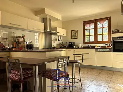 Maison, 160 m²