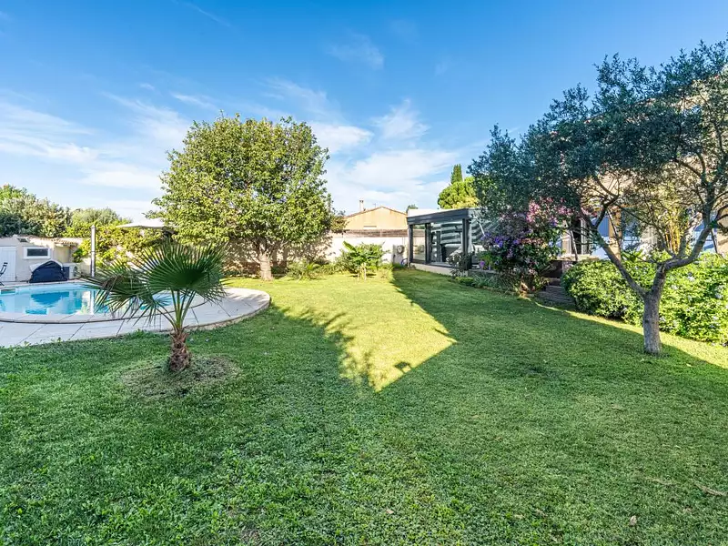 Maison, 199 m²