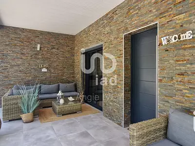 Maison, 190 m²