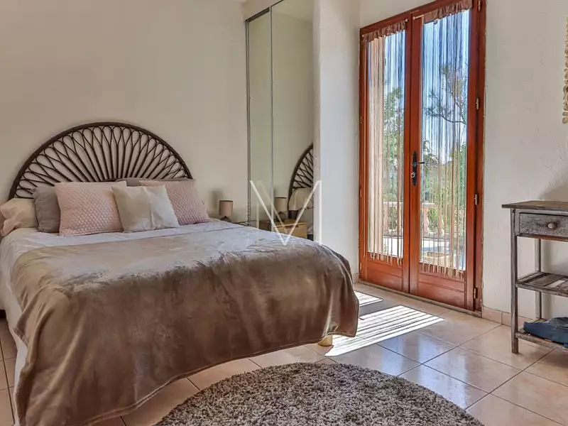 Maison, 300 m²