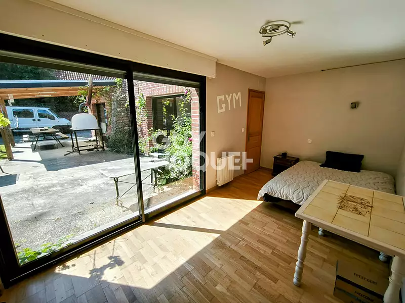 Maison, 195 m²