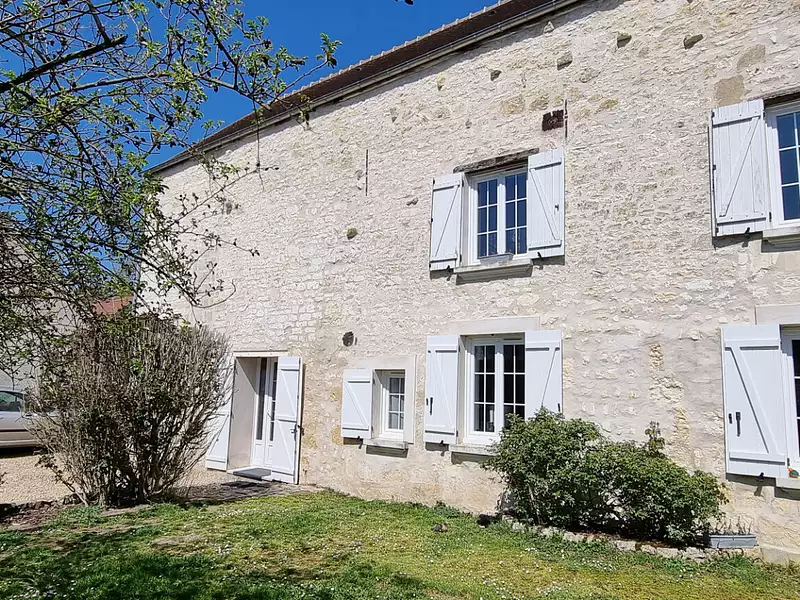 Maison, 183 m²