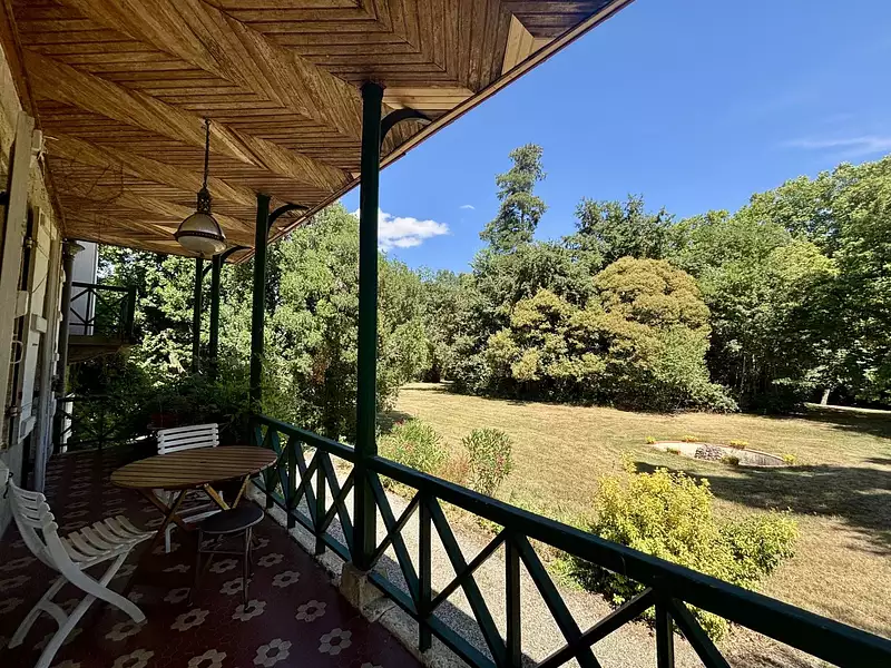 Maison, 222 m²