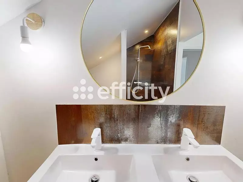 Maison, 160 m²