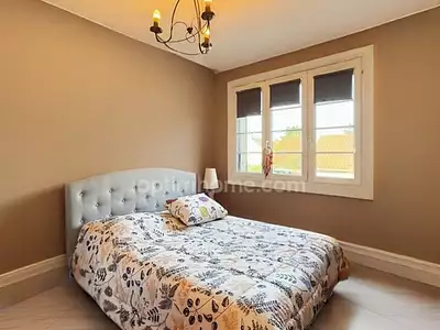 Maison, 210 m²