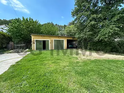 Maison, 221 m²
