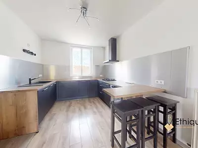 Maison, 157 m²