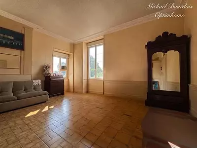 Maison, 196 m²