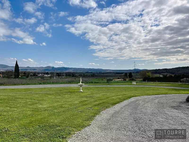 Maison, 559 m²