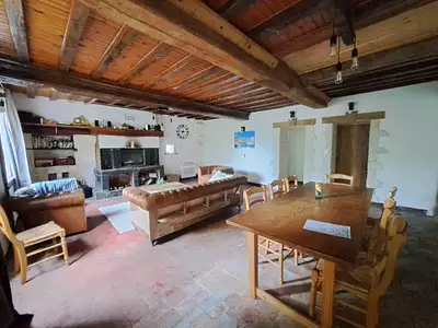 Maison, 230 m²