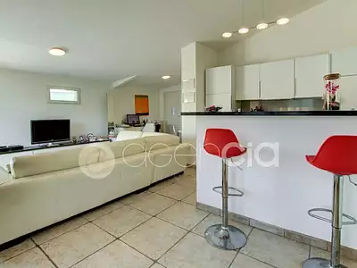 Maison, 201 m²