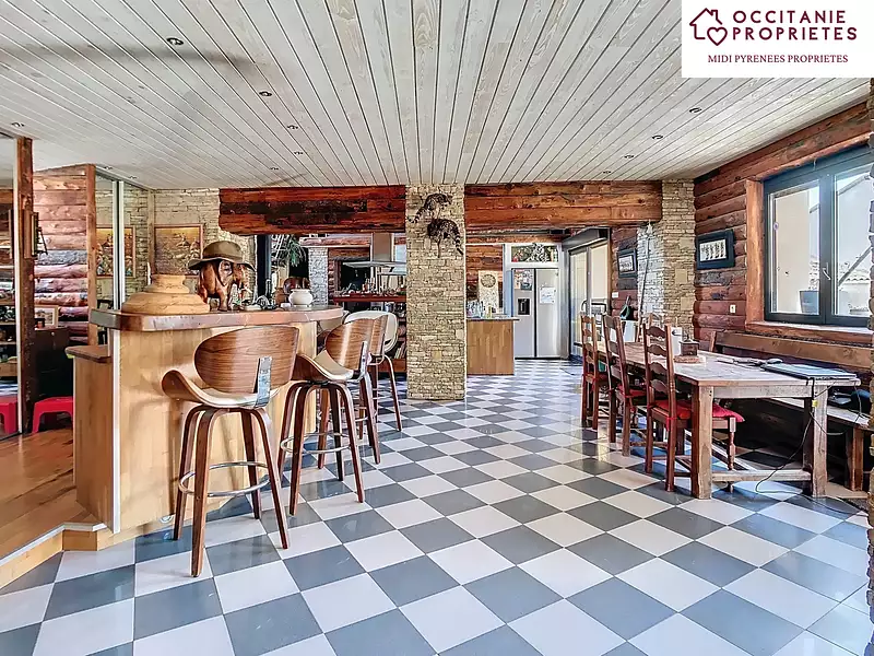 Divers, 360 m²