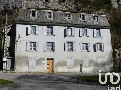 Maison, 340 m²