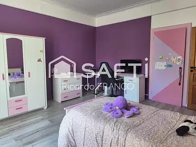 Maison, 235 m²
