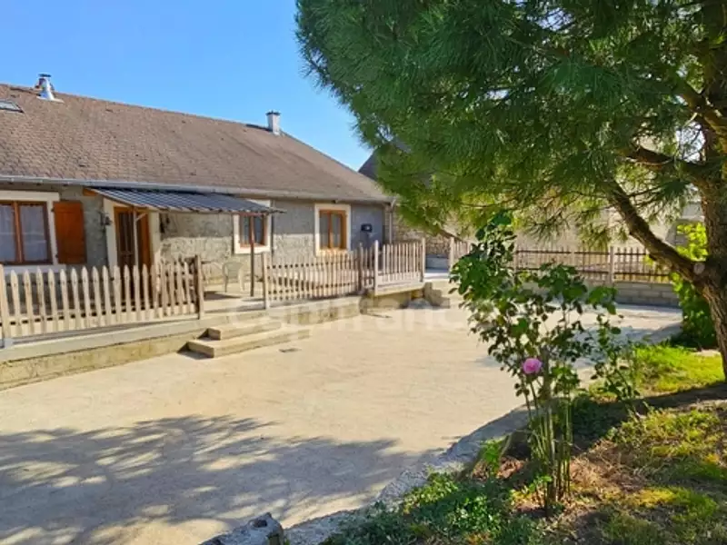 Maison, 200 m²
