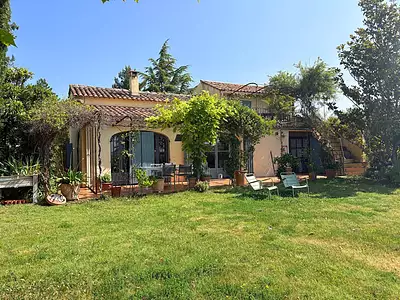 Maison, 260 m²