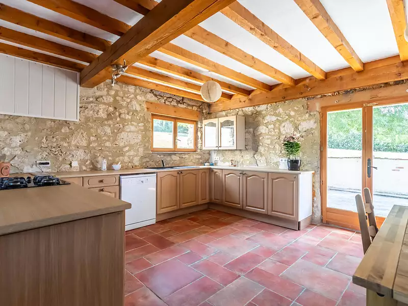 Maison, 11 677 m²