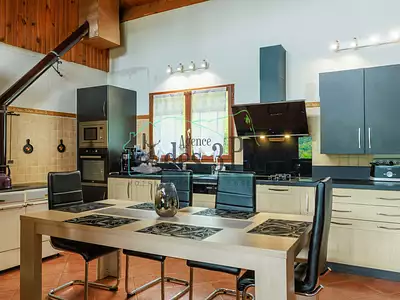 Maison, 141 m²