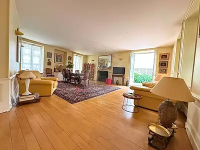 Maison, 250 m²
