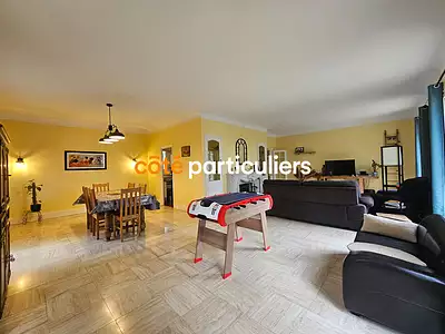 Maison, 180 m²