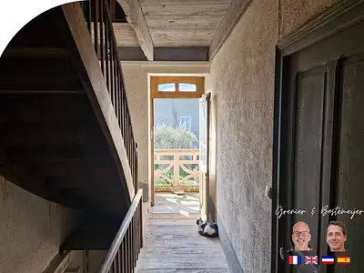 Maison, 247 m²