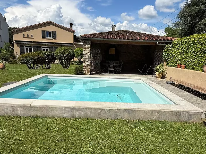 Maison, 260 m²