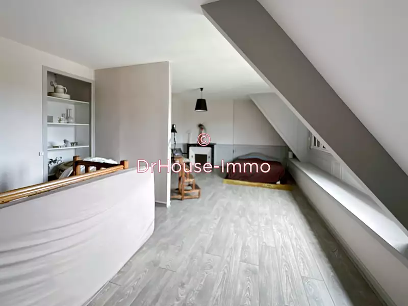 Maison, 283 m²