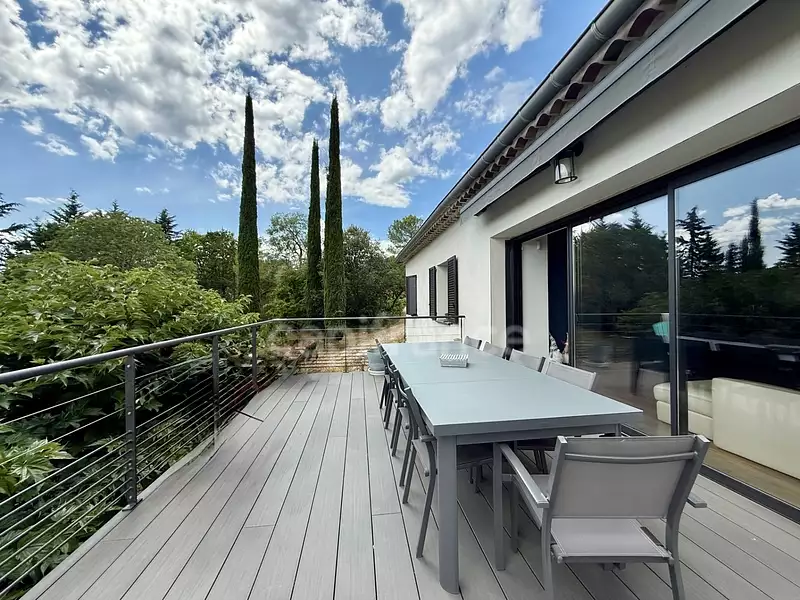 Maison, 207 m²