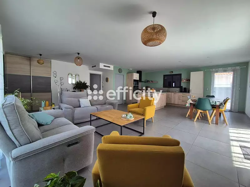Maison, 110 m²