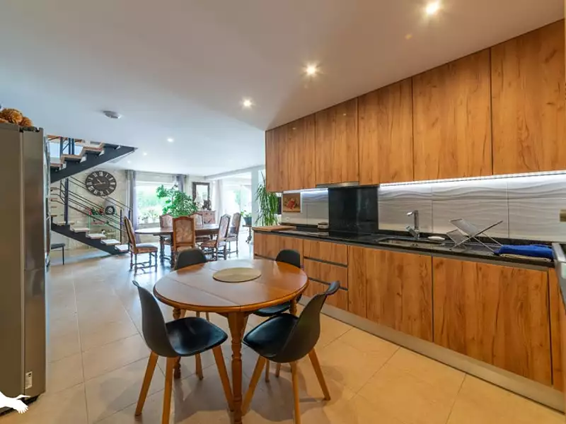 Maison, 294 m²