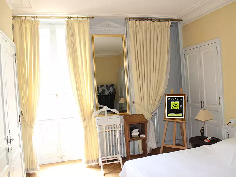 Maison, 215 m²