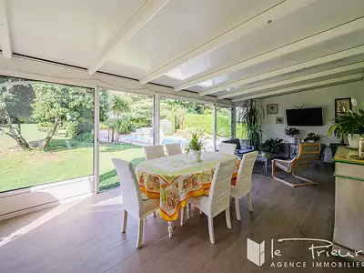 Maison, 191 m²