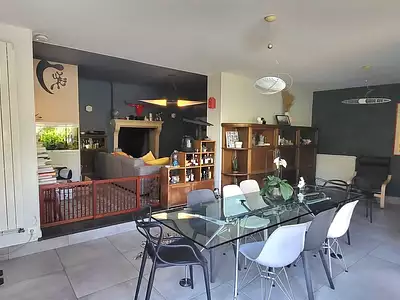 Maison, 240 m²