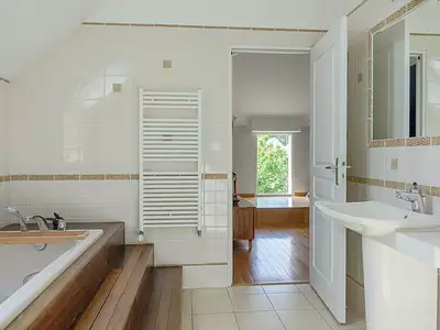 Maison, 215 m²