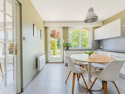 Maison, 215 m²