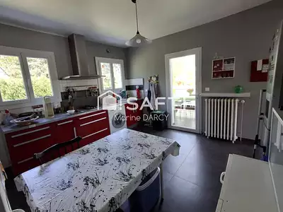 Maison, 219 m²
