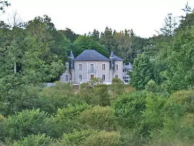 Maison, 648 m²