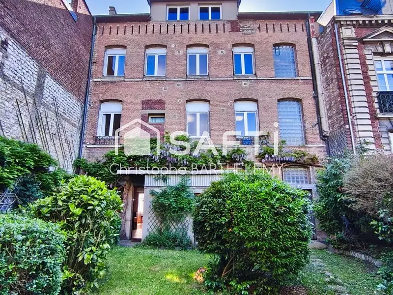 Immeuble, 344 m²
