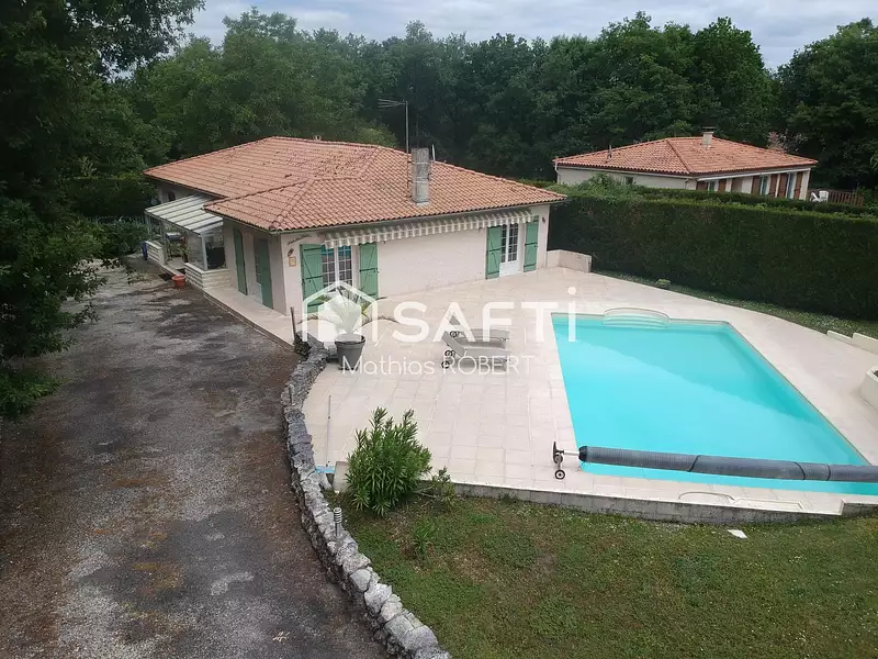 Maison, 152 m²