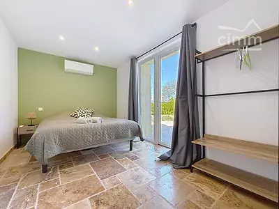 Maison, 280 m²