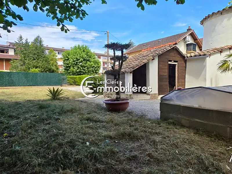 Terrain, 650 m²