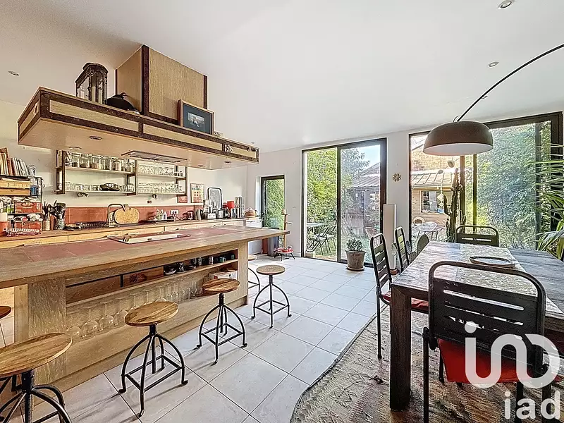 Maison, 184 m²