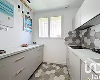 Maison, 196 m²